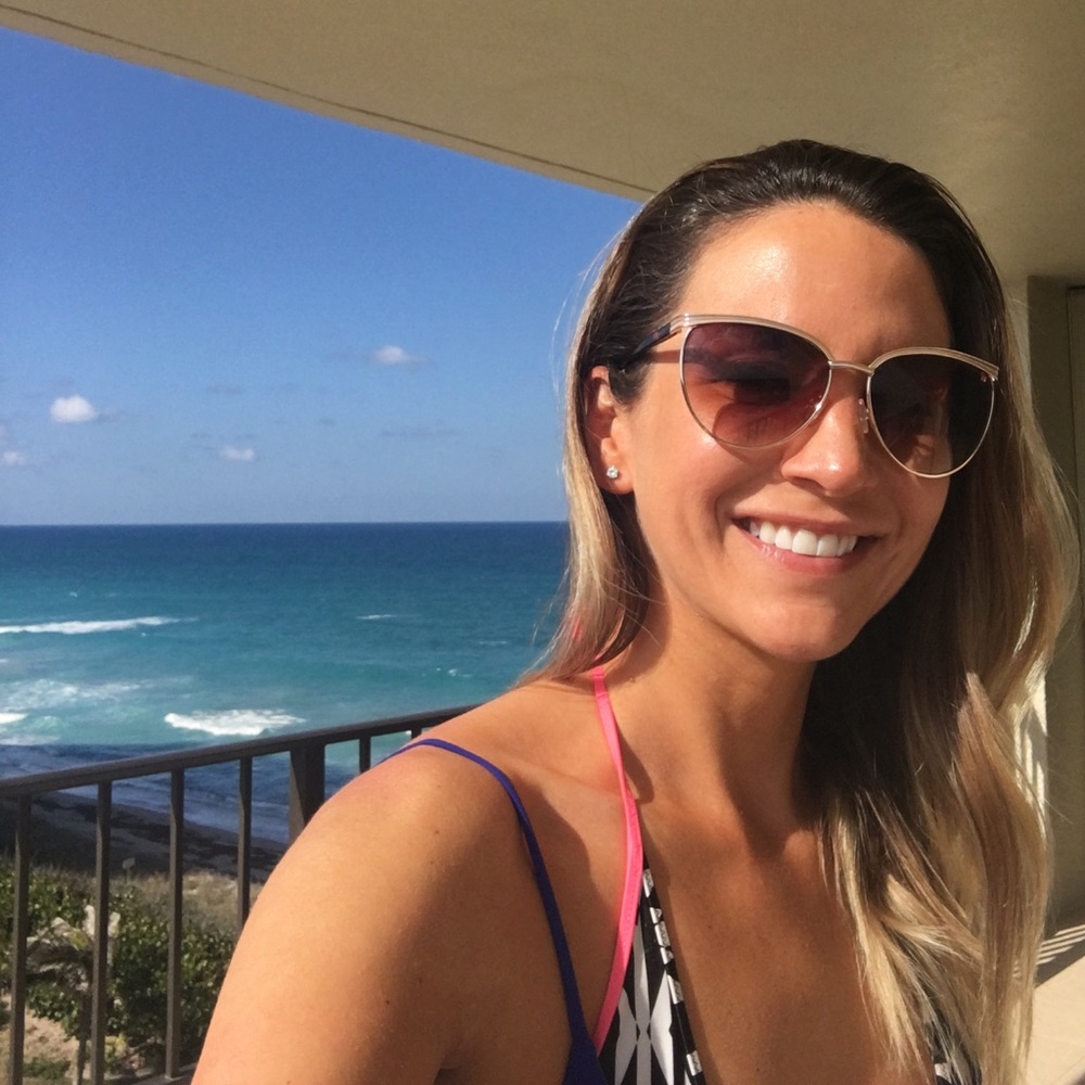 Meet your Posher, Carolyn